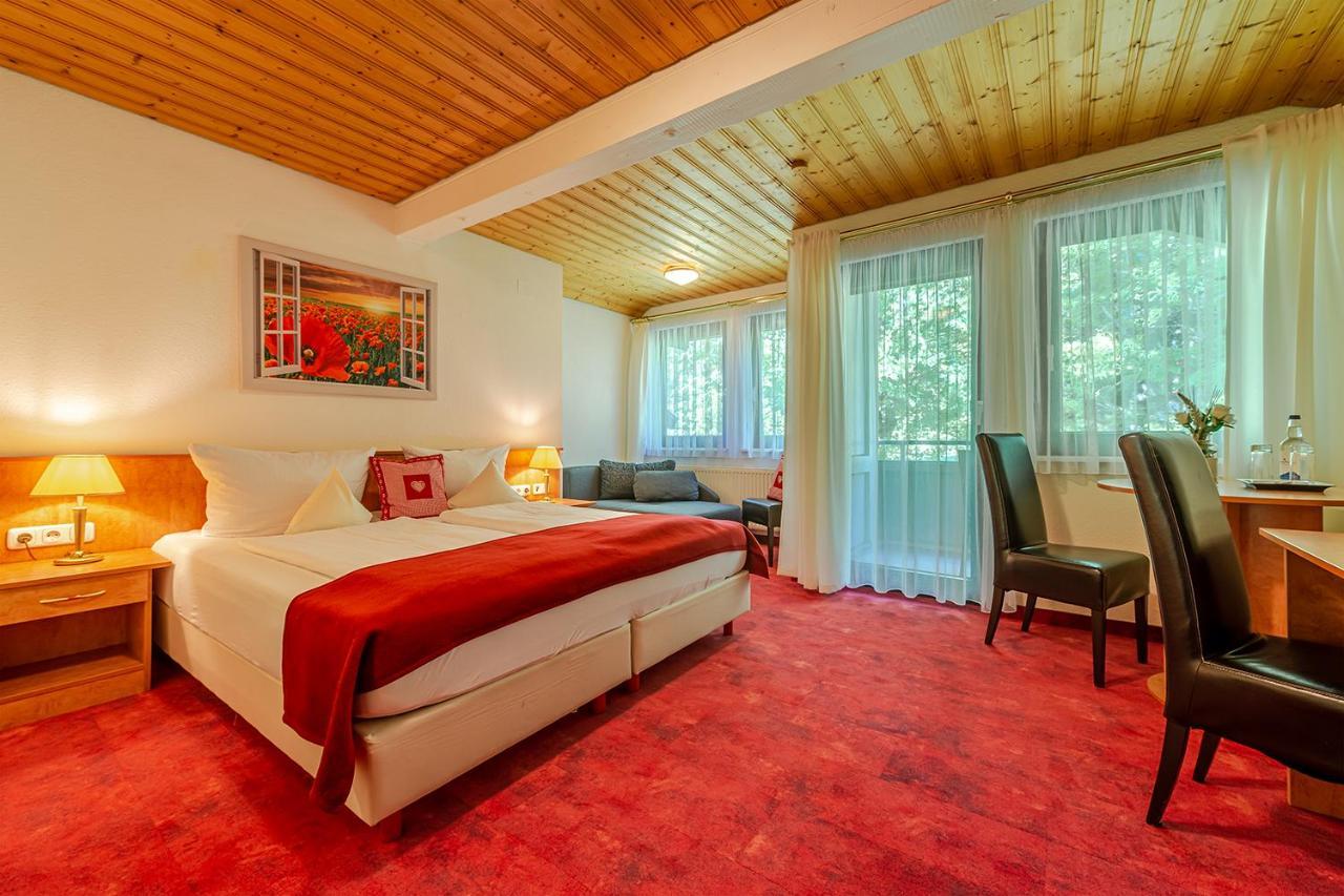 Neudeck Hotel 3*